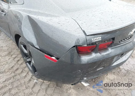 2013 Chevrolet Camaro 1Ls from USA, damaged, VIN 2G1FE1E3XD9107727